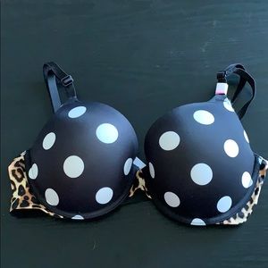 NWT Victoria secret pink t-shirt bra 36C